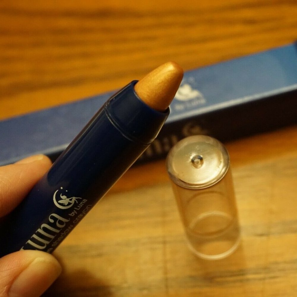 Luna by Luna Eyeshadow Crayon Gemini ~ Full Size